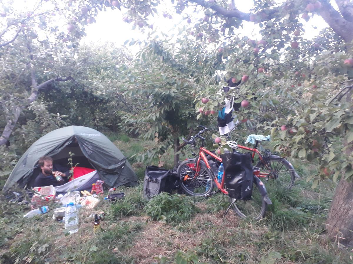Issyk-Kul - Camping Grigoryevka Hotel Grigor'yevka Bagian luar foto